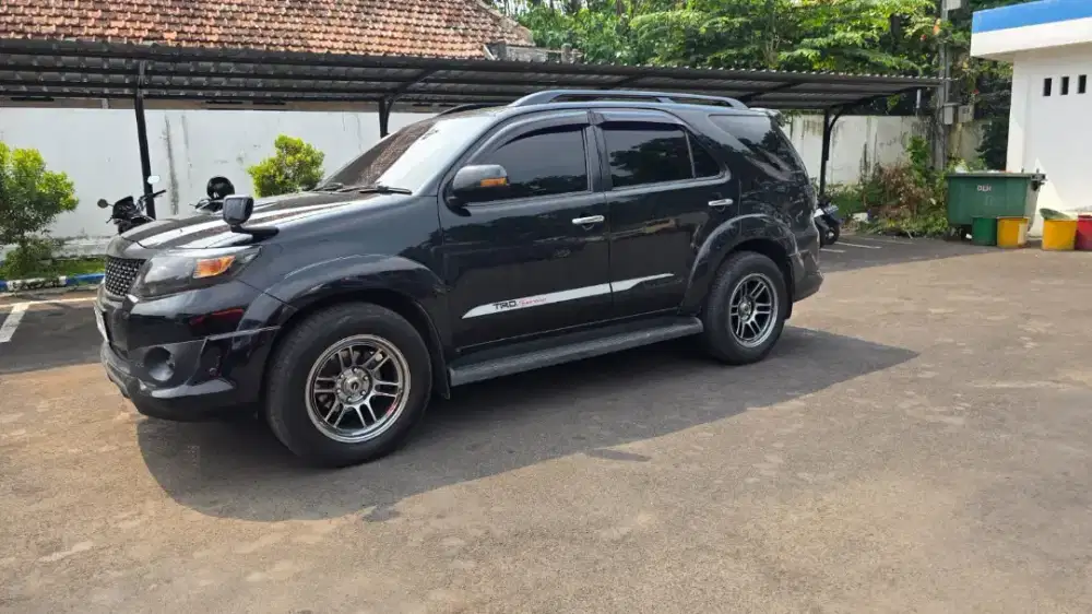 Toyota fortuner