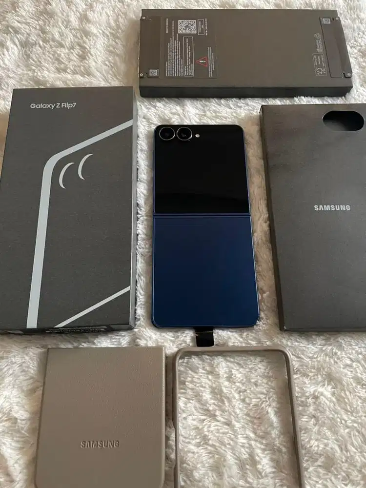 Samsung Z Flip 7 12/512gb Garansi On