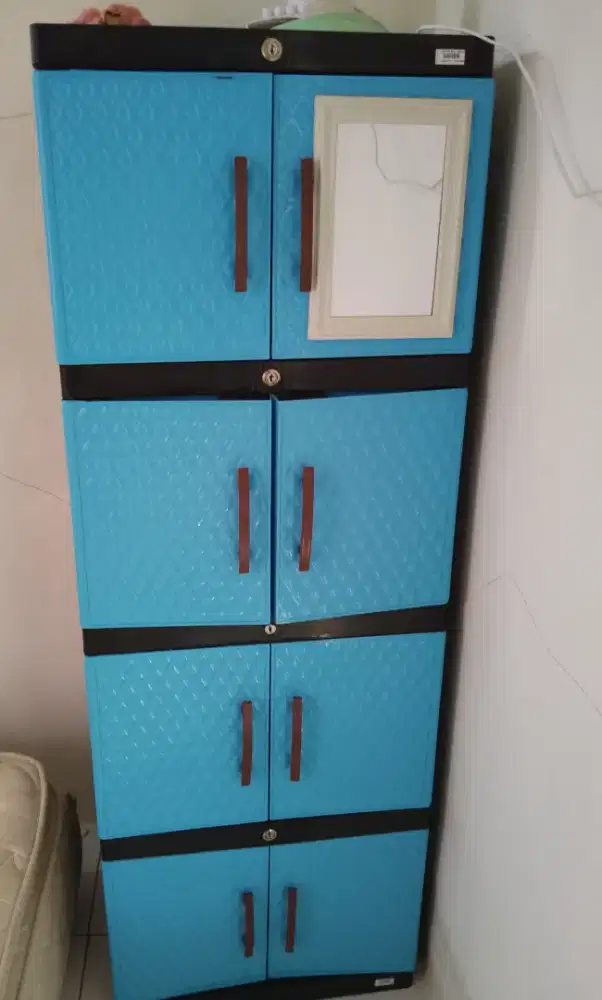 Lemari Plastik 4 Susun