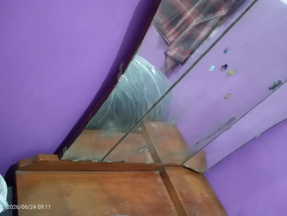 meja rias jati kuno