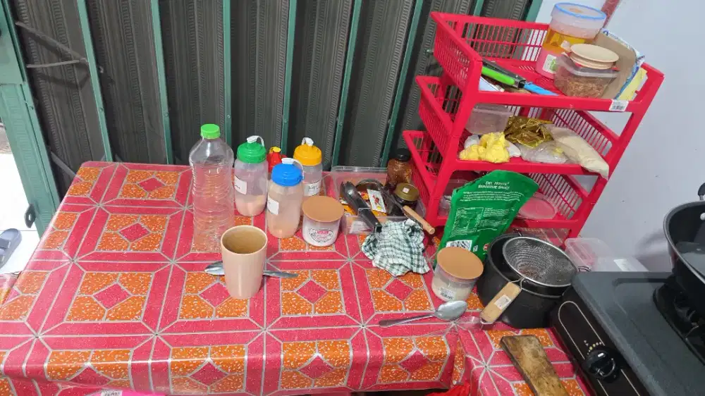 Meja dagang masih bagus