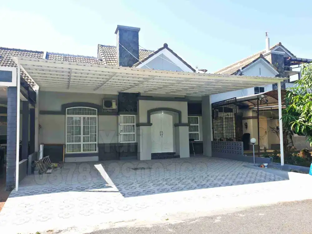 Dijual Rumah Bagus Full Renovasi Siap Pakai di Perumahan Graha Padma, Semarang