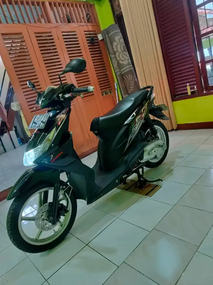 Honda beat karbu 2011 siap gass BS TT