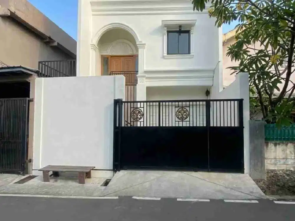 Rumah Brand New 3 Lantai di Kemandoran Grogol Utara Jakarta Selatan