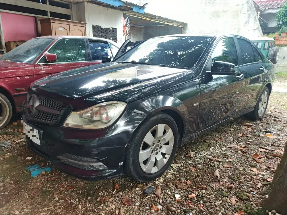 Mercedes-Benz C200 2013 Bensin