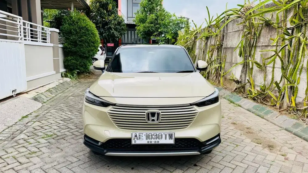 HRV SE twotone 2024 pmk
