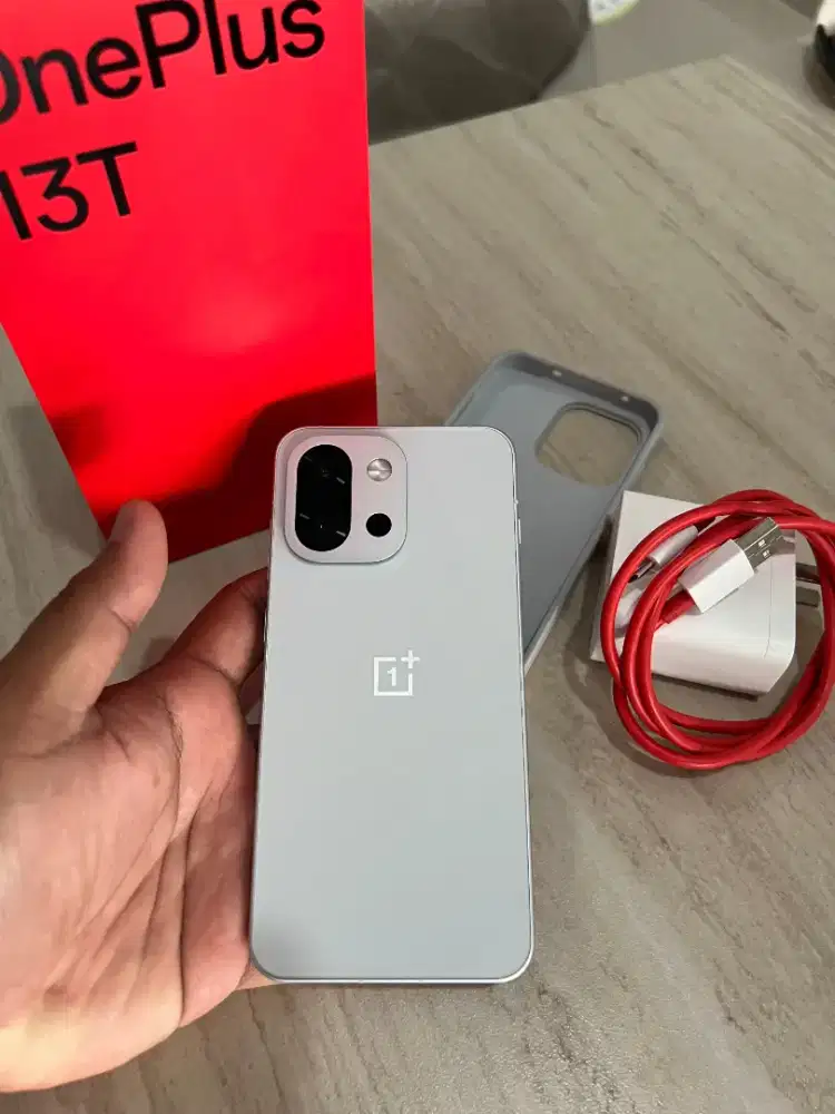 OnePlus 13T (6 Bulan Pemakaian)