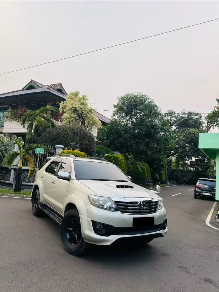 Toyota Fortuner G Lux Convert VNT Tgn1