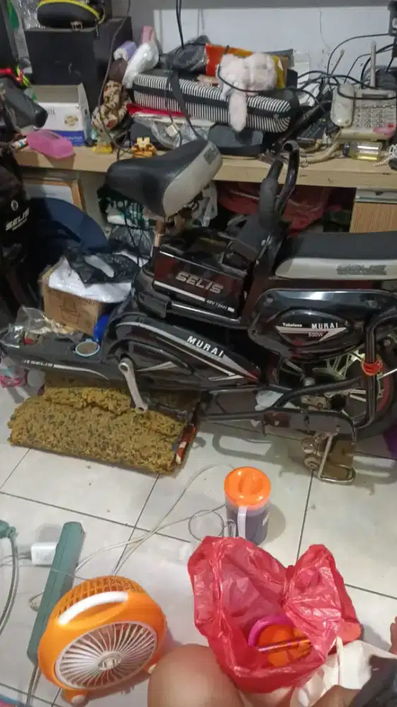 Sepeda listrik selis
