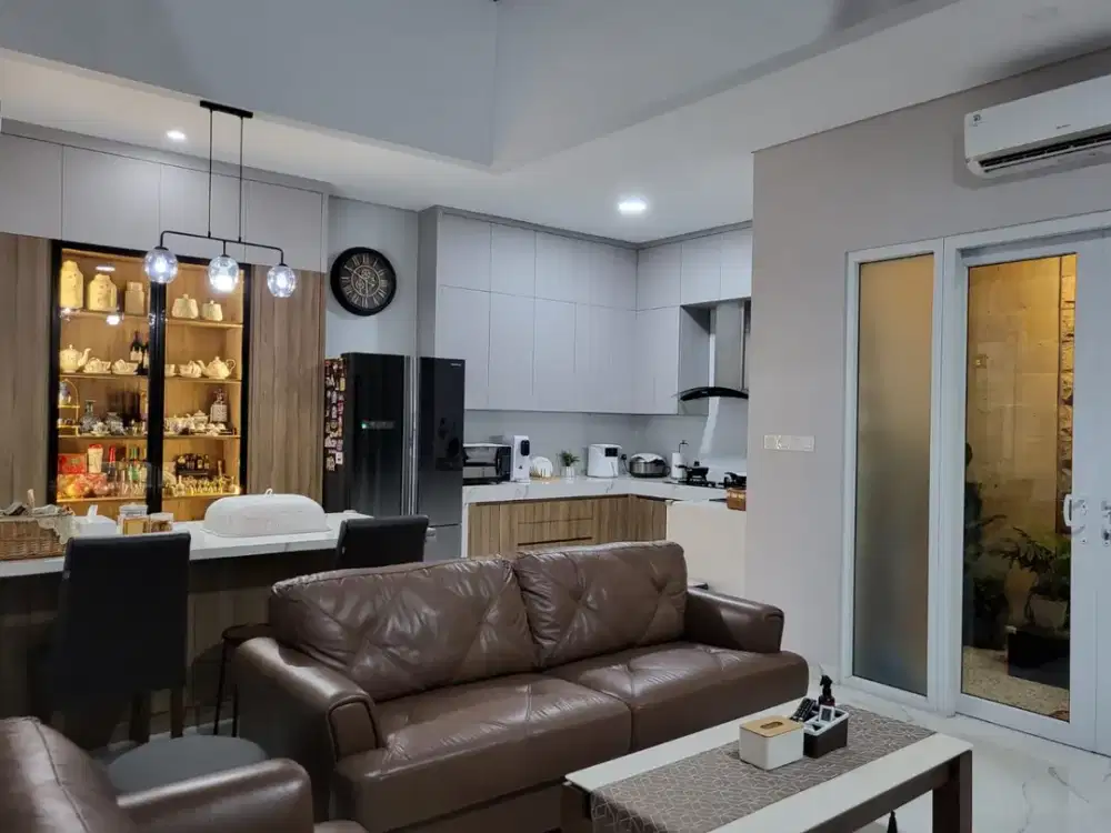 Rumah di Taman Palem Lestari, Kondisi Bangunan Baru+Full Furnished, Hadap Timur, Harga Bisa Nego