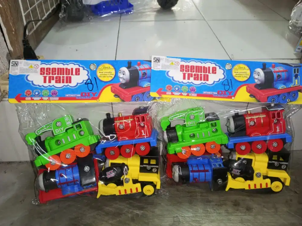Mainan Anak Kereta Thomas obeng isi 4