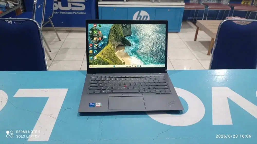 LENOVO THINKPAD T14S CORE i7 GEN 11 RAM 16GB VGA IRIS XE ISTIMEWA