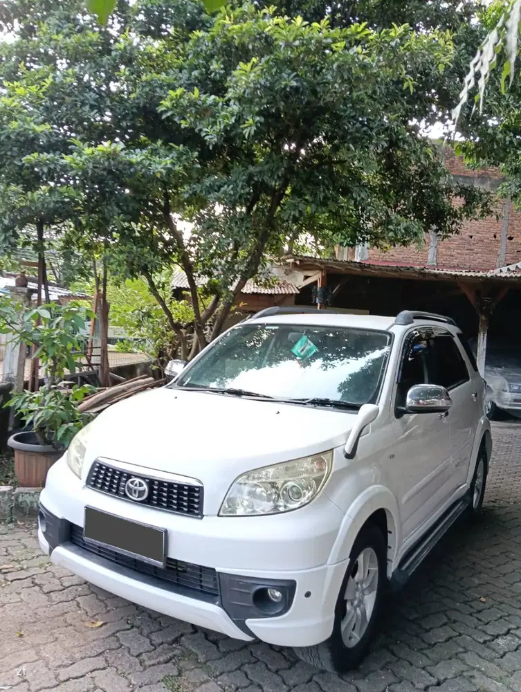 TOYOTA RUSH TYPE S TRD SPORTIVO MATIC TAHUN 2014