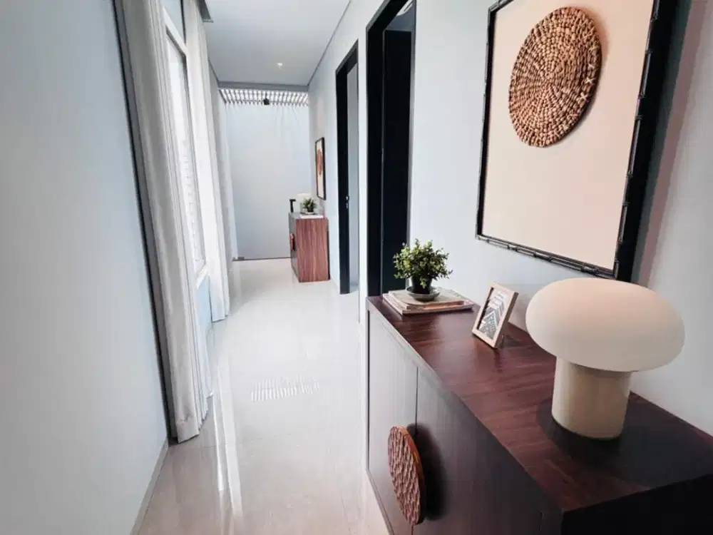 RUMAH BARU CANTIK SISA 1 UNIT FULL FURNISHED LOKASI PRIME DEKAT EXIT TOL TRIHANGGO