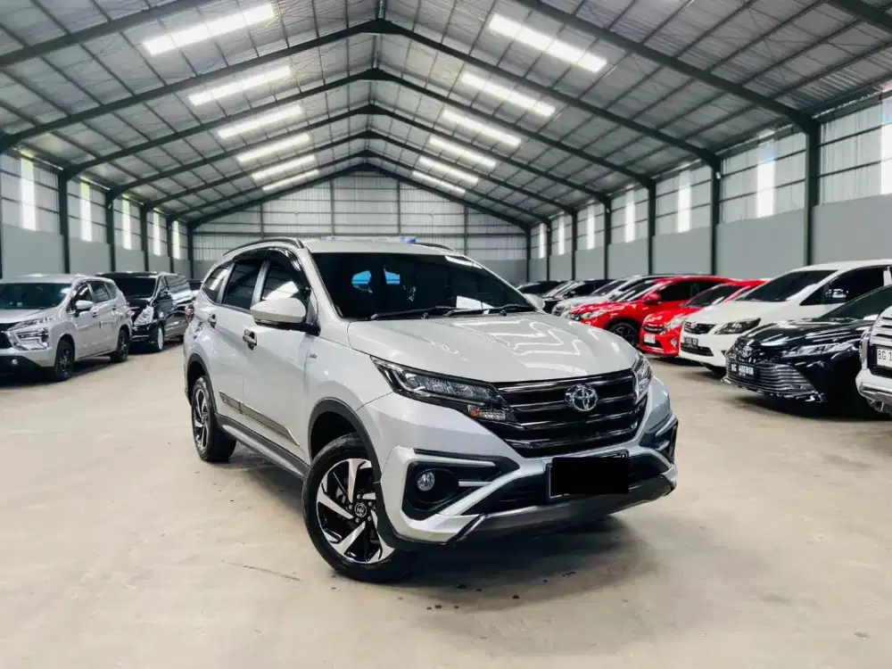 [20RB KM] Toyota Rush 1.5 GR Sport 2021 / 2022 AT Matic, Super terawat