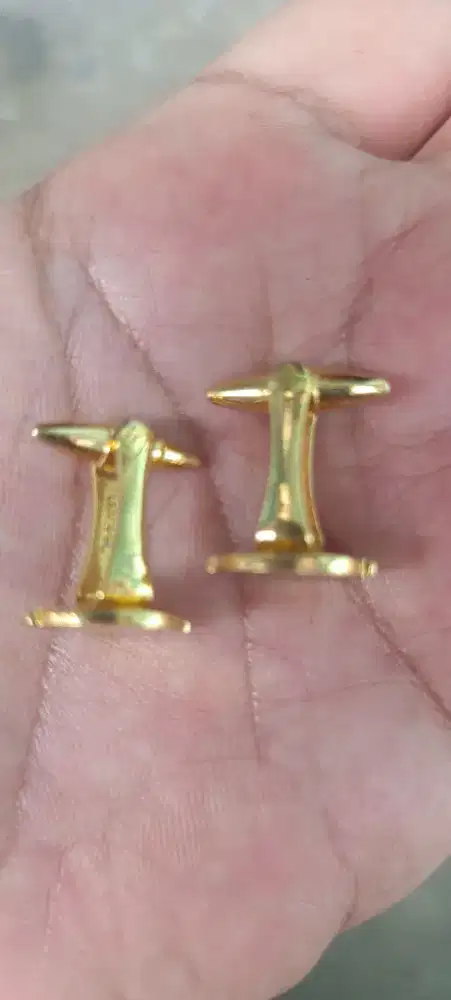 Kancing kemeja & jas