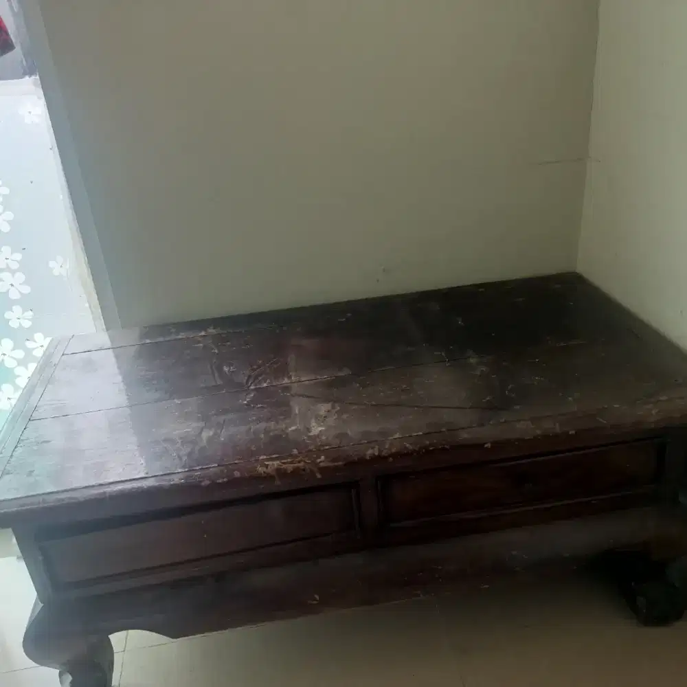 MEJA KAYU KOKOH