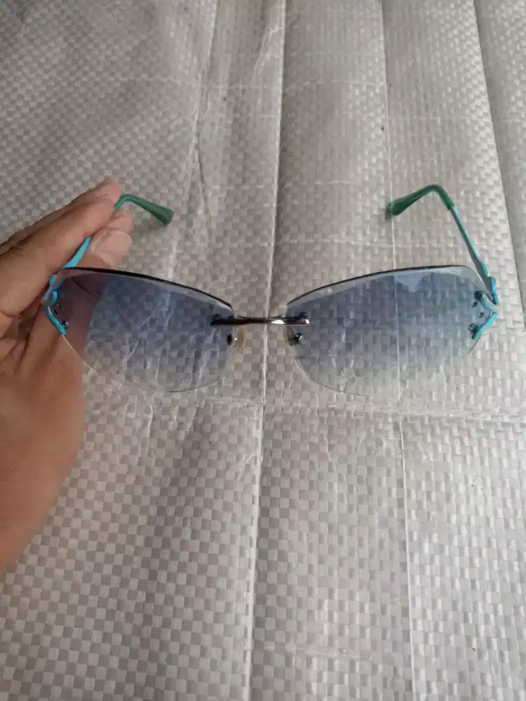 Dijual kacamata Roberto cavalli rimless vintage
