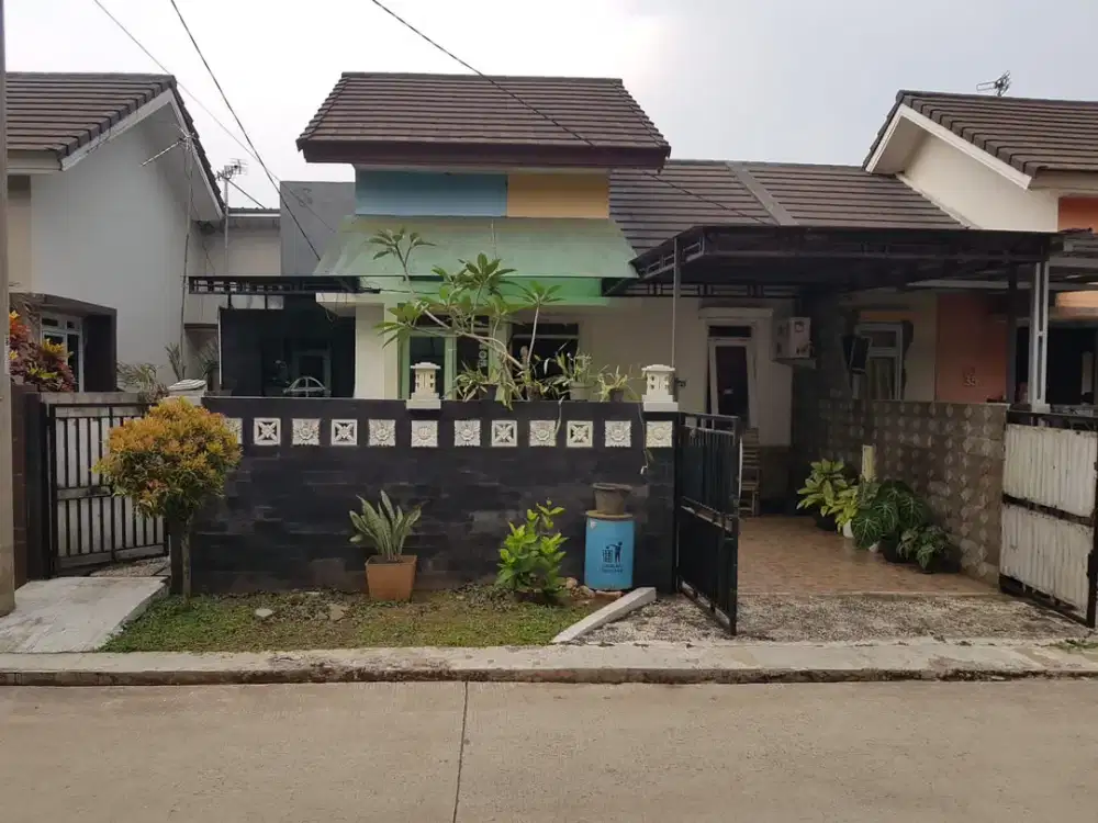 Rumah Cluster Dekat Jalan Raya dan Dilalui Angkutan Umum ke Bogor
