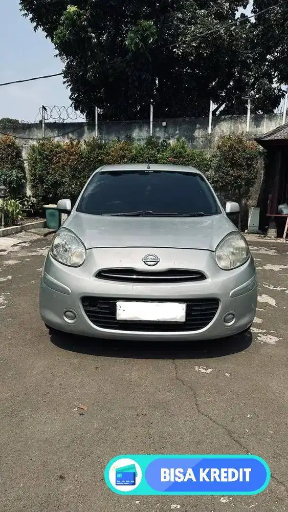 Nissan March 2011 Bensin