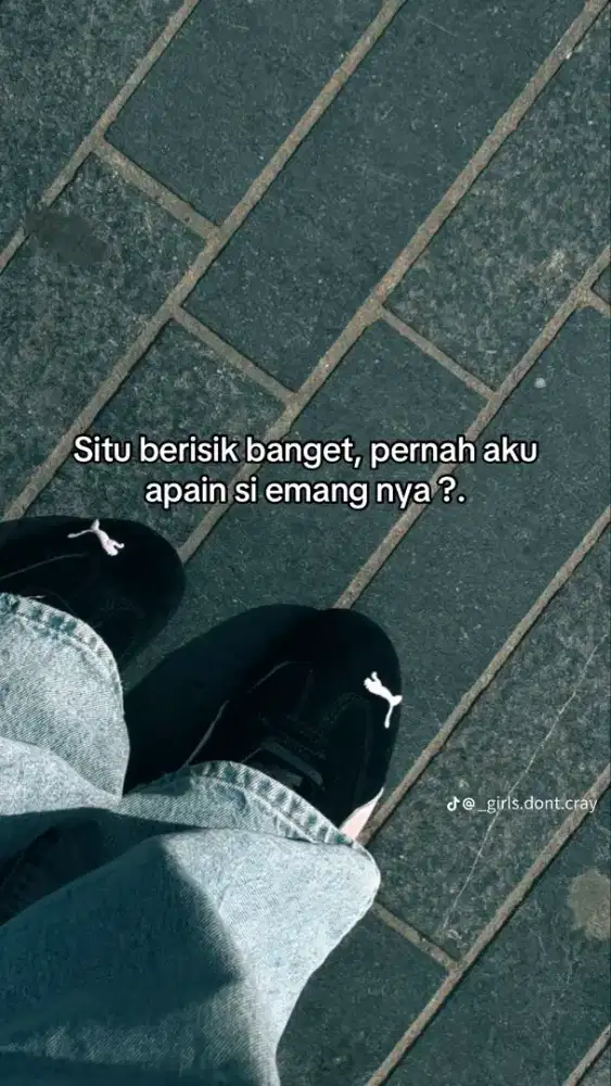 Menawarkan jasa