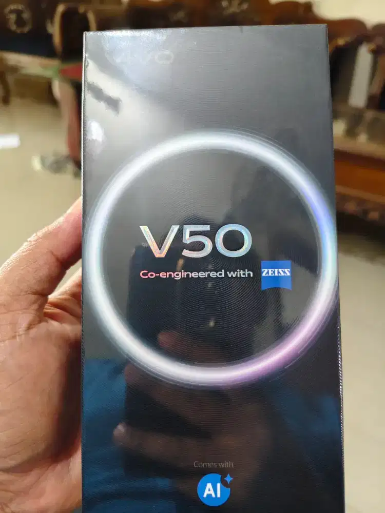 Vivo v50 5g varian 12/512