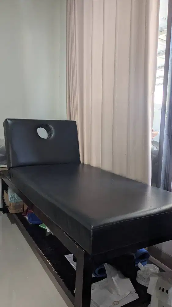2 Message Bed Kayu Jati