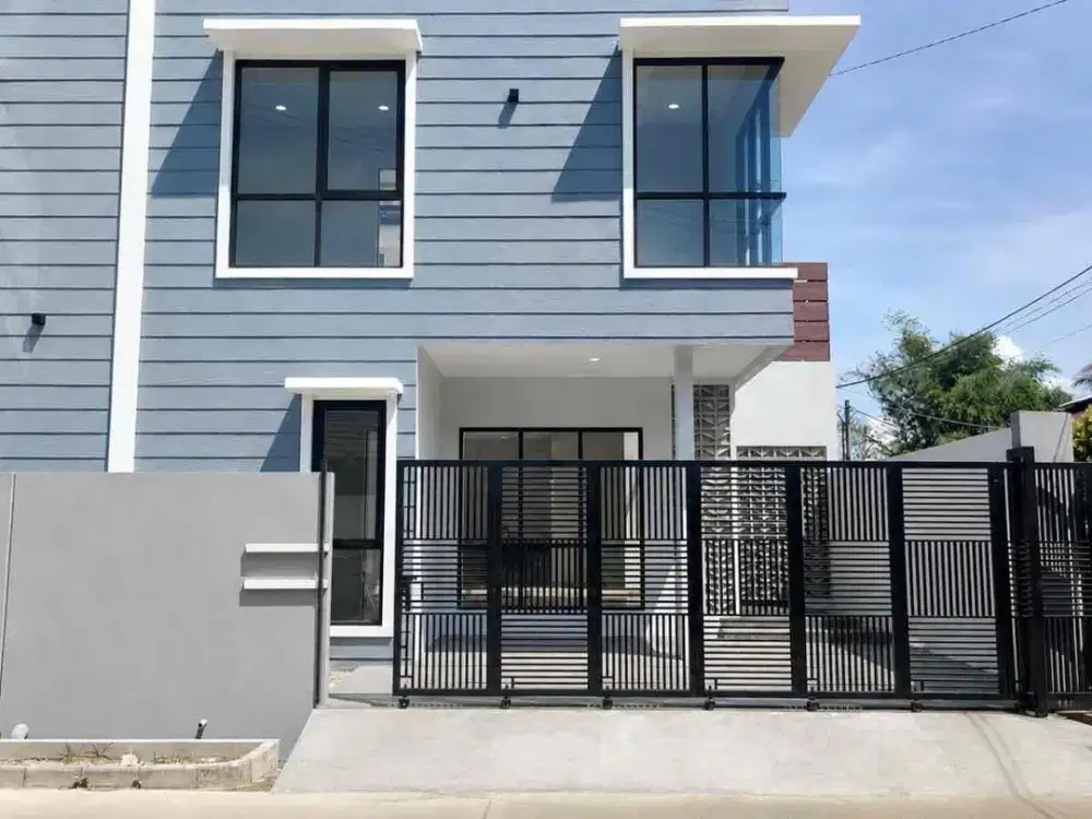 Rumah dijual posisi hook di taman holis