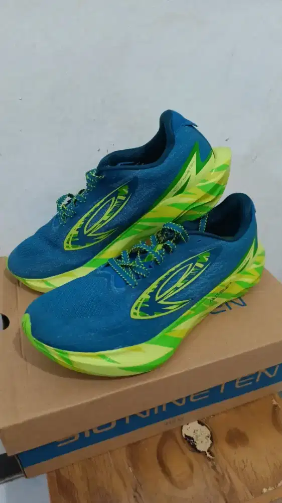 Sepatu Running 910 Nineten Haze Strike Knit