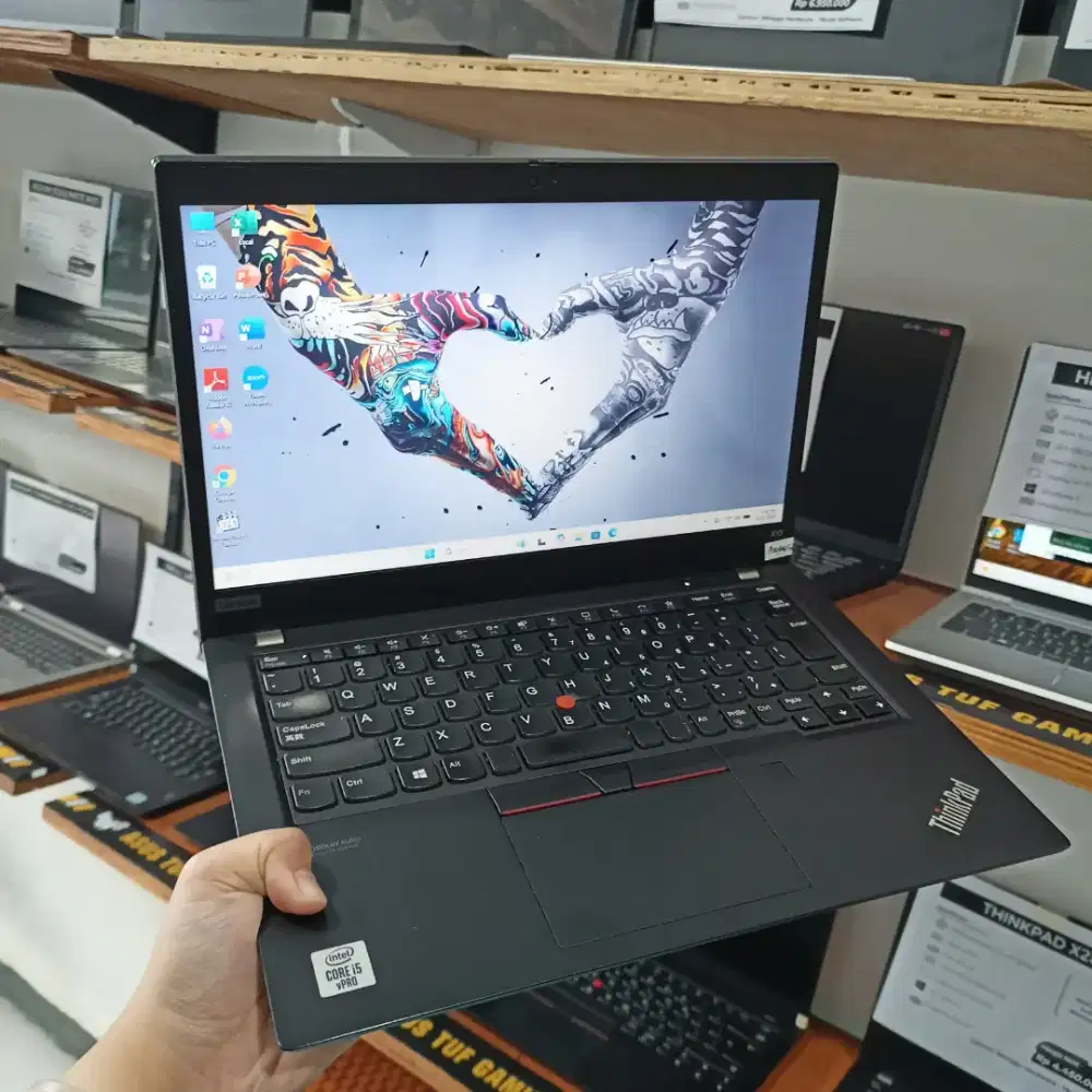 Laptop bekas Lenovo Thinkpad X13 Ram 8 GB, Intel Core i5-Gen10