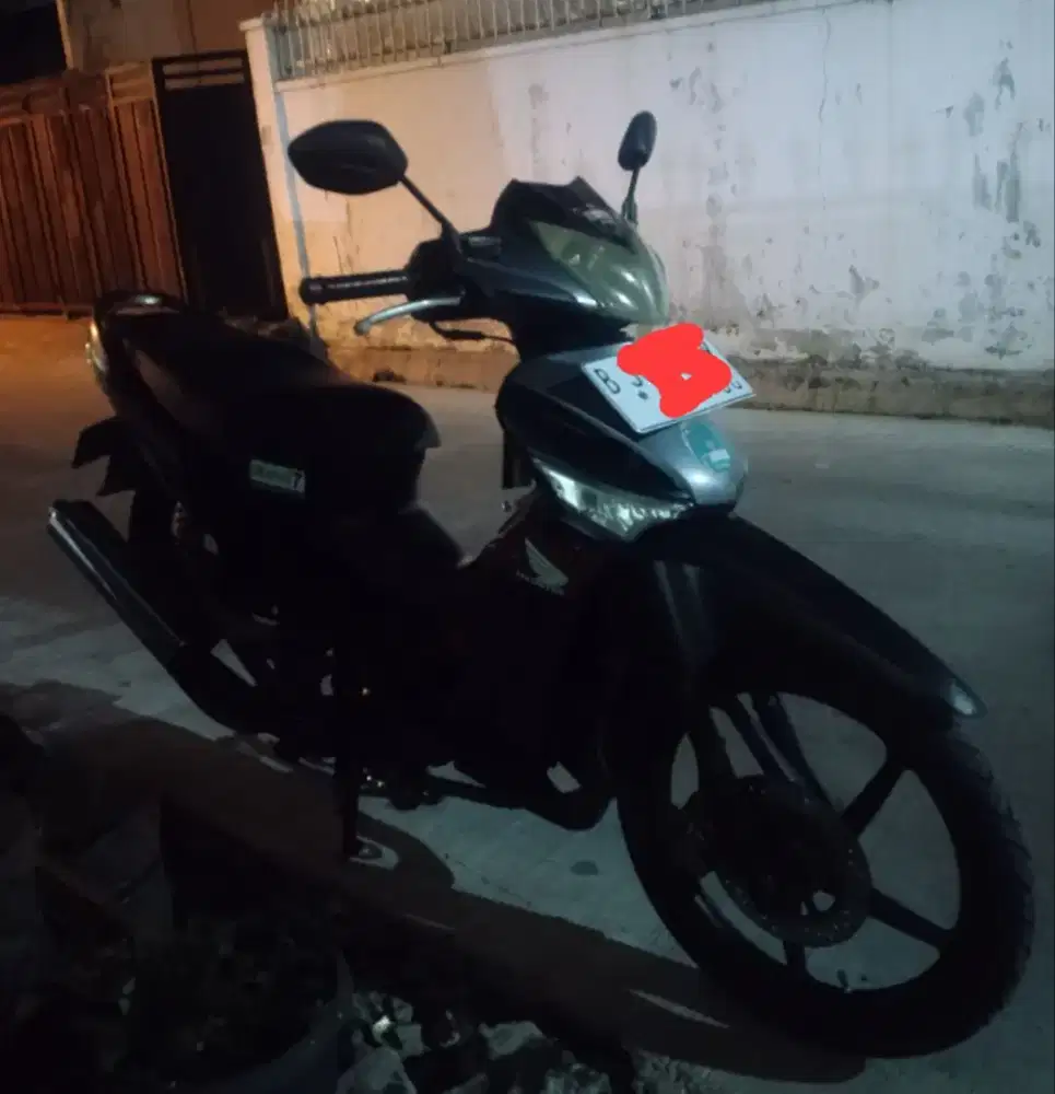jual Honda Supra x tahun 2010 old