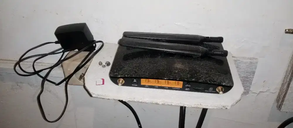 Modem Router TP - Link TL-MR6400 Kondisi Bekas / Second Like New!.