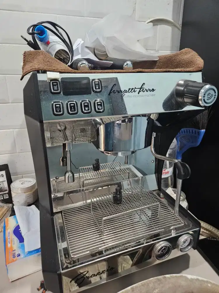 Mesin espresso FCM3121 FERRATI FERRO