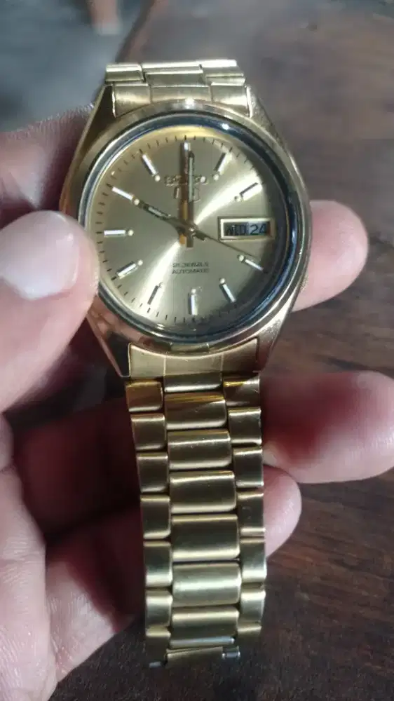 jam tangan seiko
