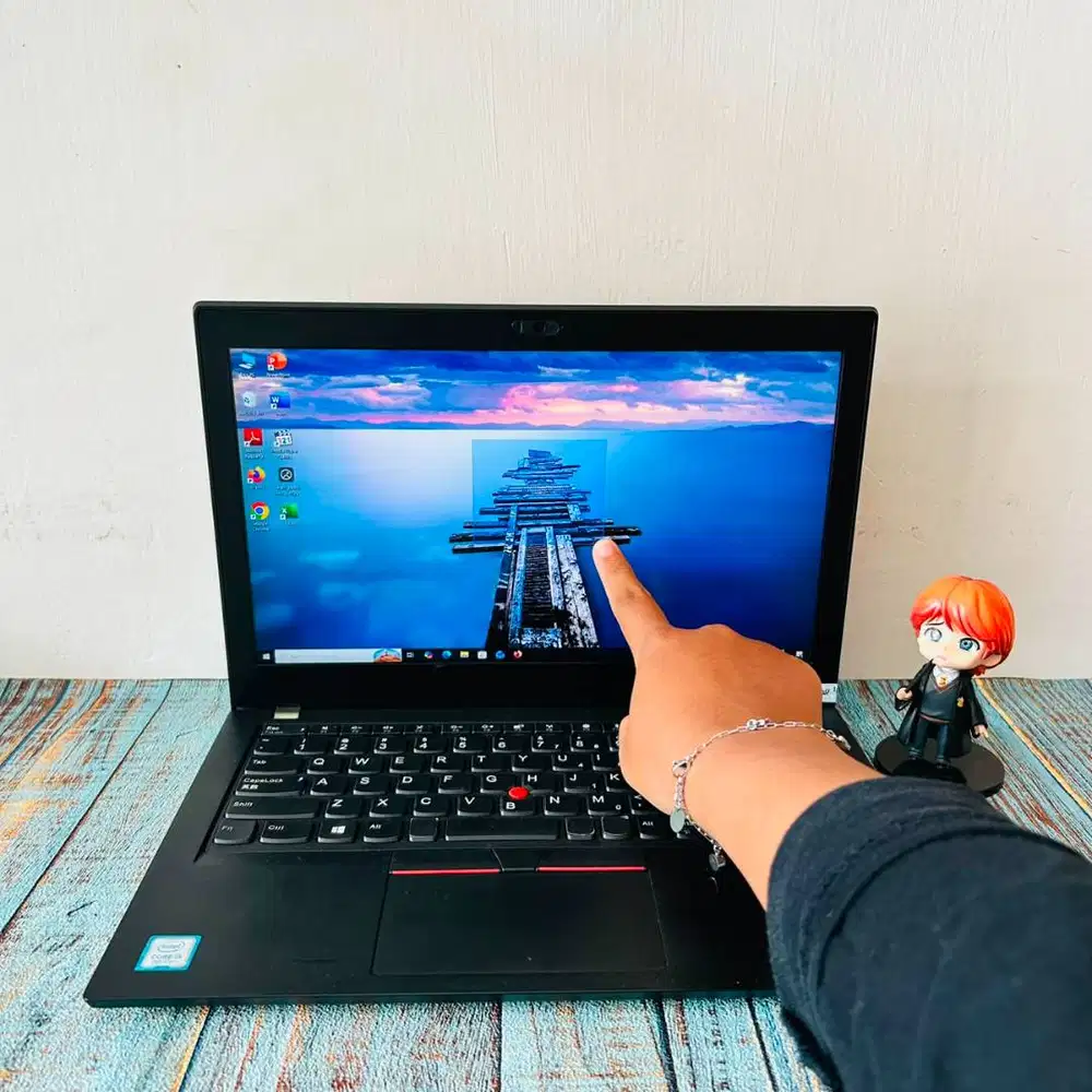 LENOVO THINKPAD X280 // CORE i5 // TOUCHSCREEN