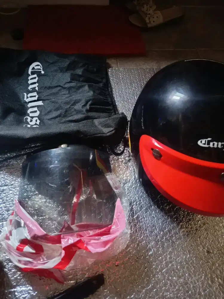 Preloved Helm cargloss