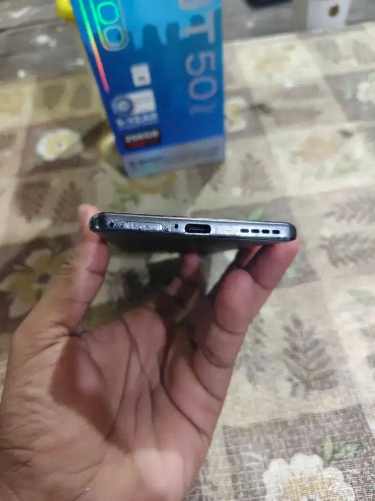 MAHAR Infinix hot 50 pro plus (8/256)