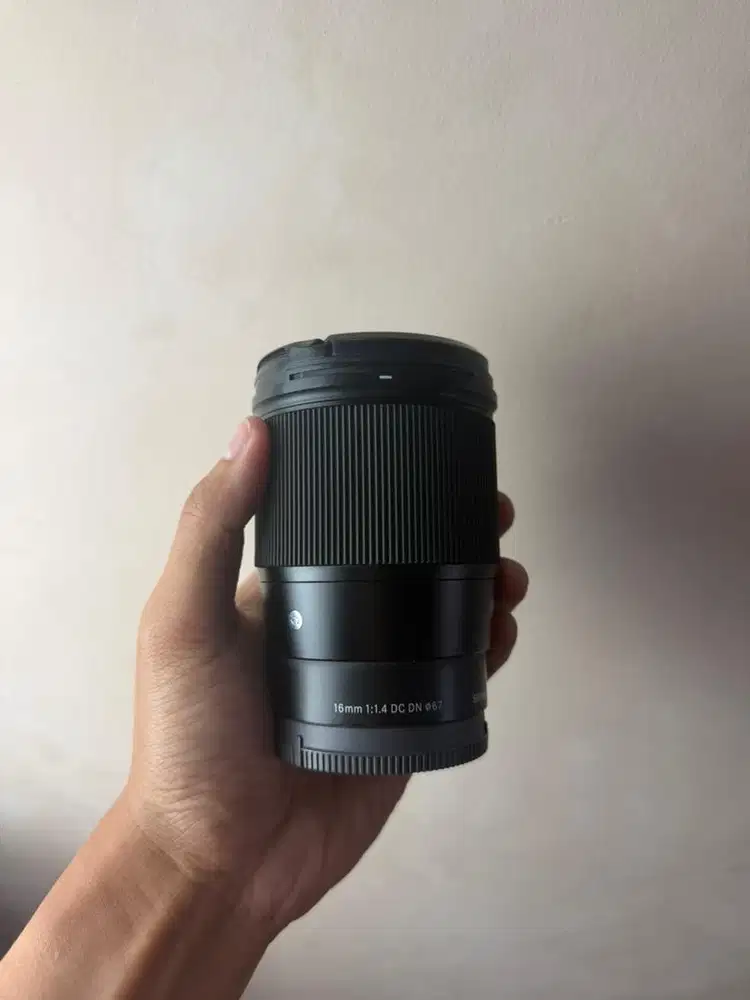Lensa sigma 16mm f1.4 for sony mulus lancar jaya