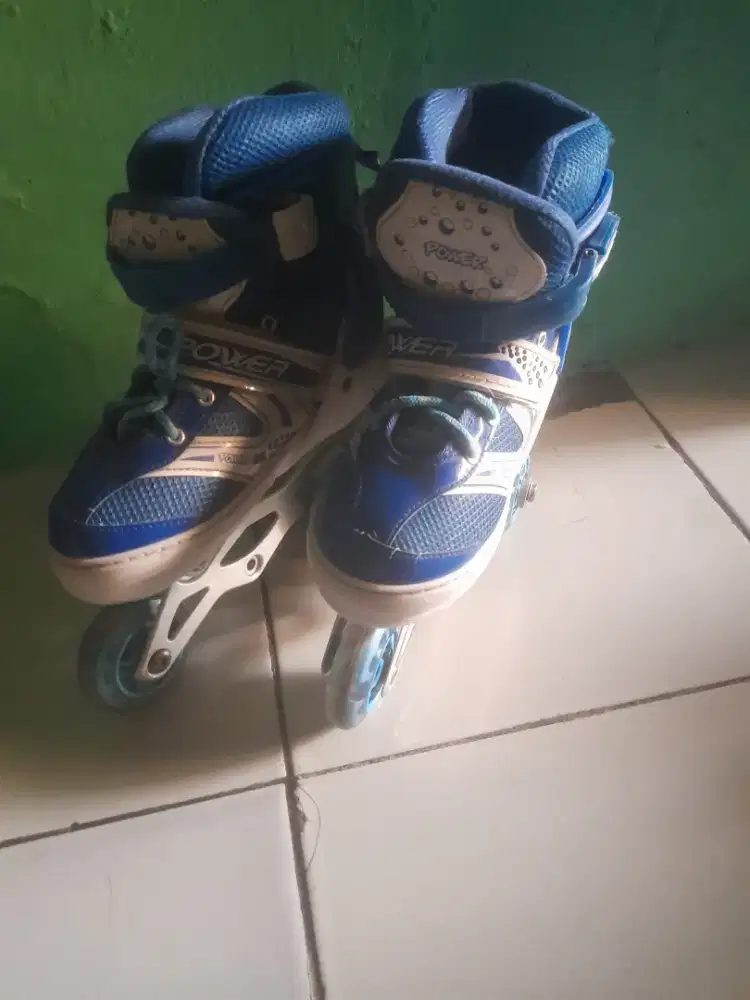 Jual sepatu roda