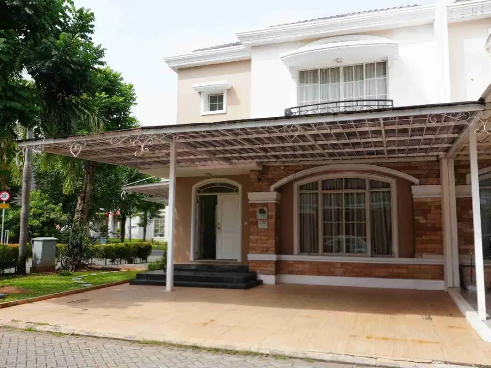 Disewakan Cepat Rumah Hoek Kamar 3+1 di West Europe Green Lake City Jakarta Barat