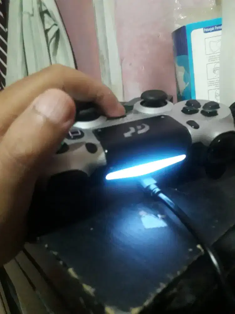 Stik PS4 ori mesin spesial GT minus batre low poris cipondoh