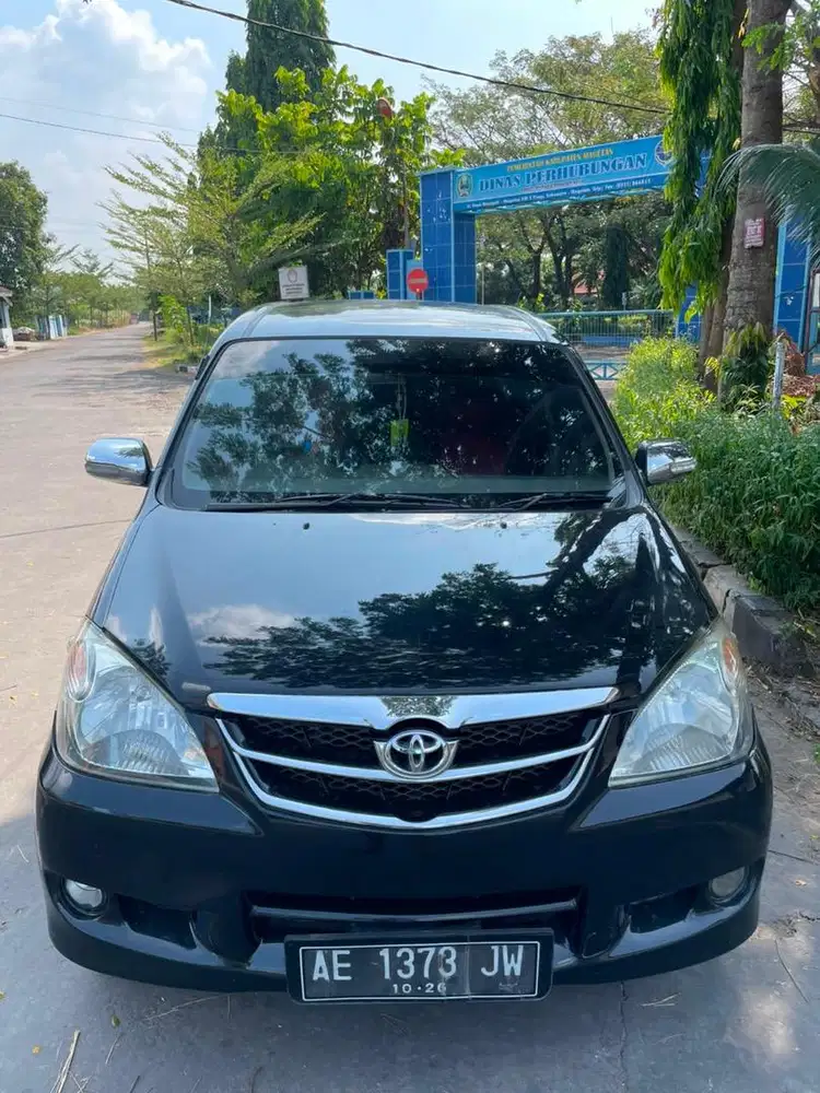 Di jual mobil Avanza G tahun 2008