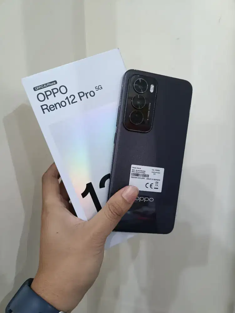 Oppo Reno 12 pro 5g ram 12/512 second