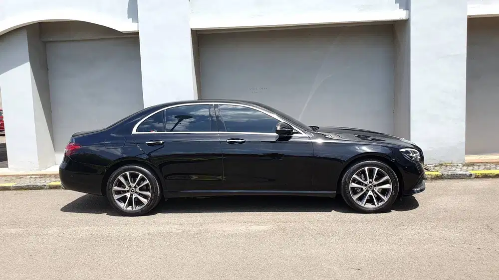 [ KM LOW ] Mercedes Benz Mercy E200 E 200 Avantgarde W213 2022/2023