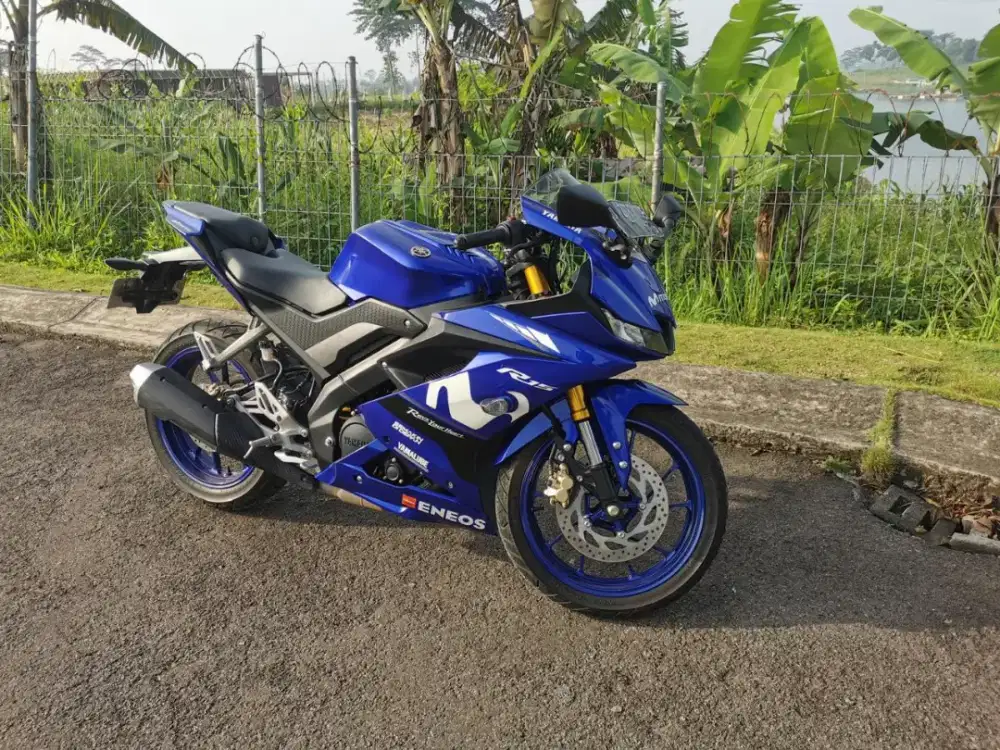 R15 v3 livery monster energy blue