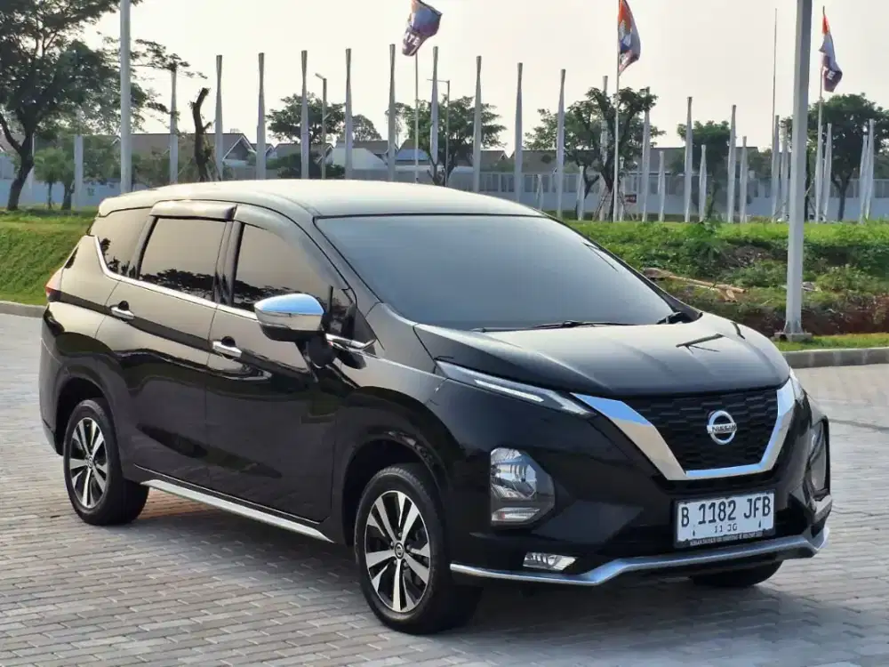 Nissan Livina VL 1.5 AT 2019