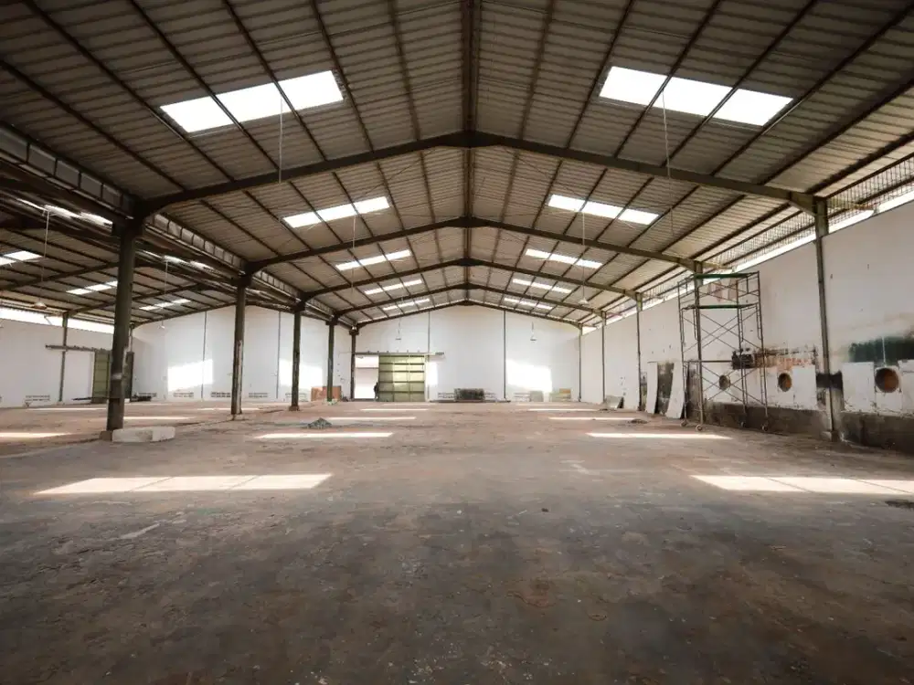 DISEWAKAN TANAH & BANGUNAN SERPONG UTARA