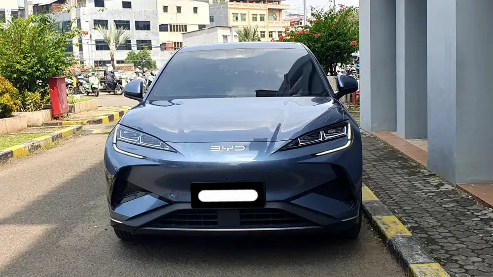 Km 8rb byd sealion 7 premium awd 2025 atlantis grey