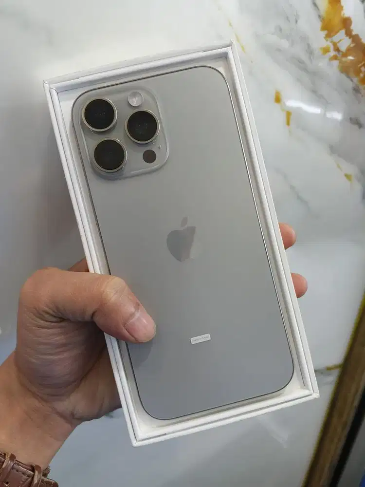 iphone 16 pro max 256 GB ex iBox