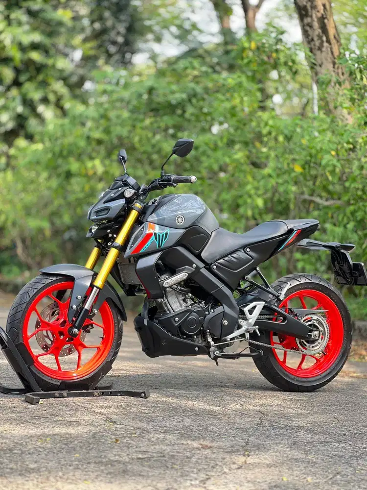 YAMAHA MT15 GREY 2021 KM 10K PAJAK ON SIAP GAS HARIAN